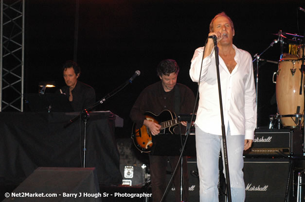 Michael Bolton - Air Jamaica Jazz & Blues Festival 2007 - The Art of Music -  Thursday, January 25th - 10th Anniversary - Air Jamaica Jazz & Blues Festival 2007 - The Art of Music - Tuesday, January 23 - Saturday, January 27, 2007, The Aqueduct on Rose Hall, Montego Bay, Jamaica - Negril Travel Guide, Negril Jamaica WI - http://www.negriltravelguide.com - info@negriltravelguide.com...!