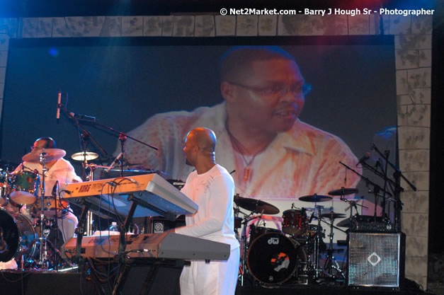 Pieces of a Dream - Air Jamaica Jazz & Blues Festival 2007 - The Art of Music -  Thursday, January 25th - 10th Anniversary - Air Jamaica Jazz & Blues Festival 2007 - The Art of Music - Tuesday, January 23 - Saturday, January 27, 2007, The Aqueduct on Rose Hall, Montego Bay, Jamaica - Negril Travel Guide, Negril Jamaica WI - http://www.negriltravelguide.com - info@negriltravelguide.com...!