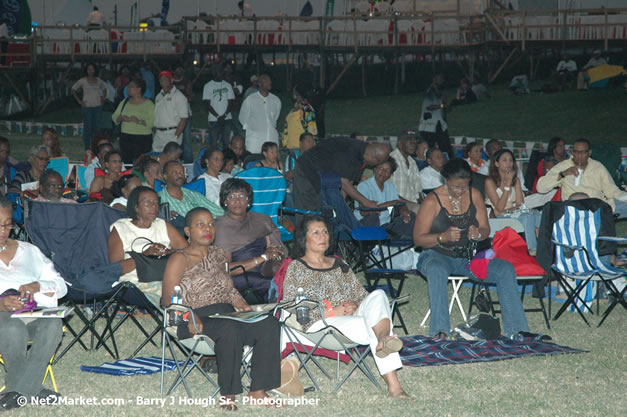 Venue & Audience - Air Jamaica Jazz & Blues Festival 2007 - The Art of Music -  Thursday, January 25th - 10th Anniversary - Air Jamaica Jazz & Blues Festival 2007 - The Art of Music - Tuesday, January 23 - Saturday, January 27, 2007, The Aqueduct on Rose Hall, Montego Bay, Jamaica - Negril Travel Guide, Negril Jamaica WI - http://www.negriltravelguide.com - info@negriltravelguide.com...!