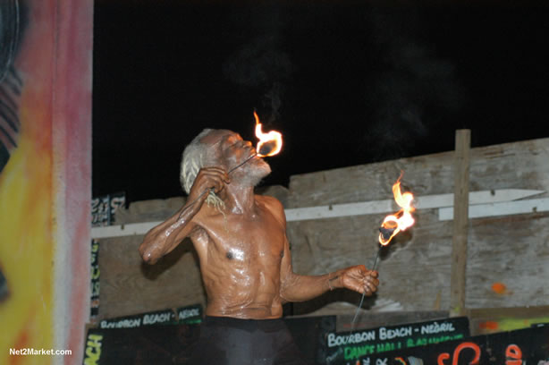 Reggae Superstar - Bush Man @ Bourbon Beach with Boddy Dread & Singing Honour - Presented by Our Music Promotions - Omar & Ama-Donna - Saturday, May 14, 2005 - Negril Travel Guide, Negril Jamaica WI - http://www.negriltravelguide.com - info@negriltravelguide.com...!