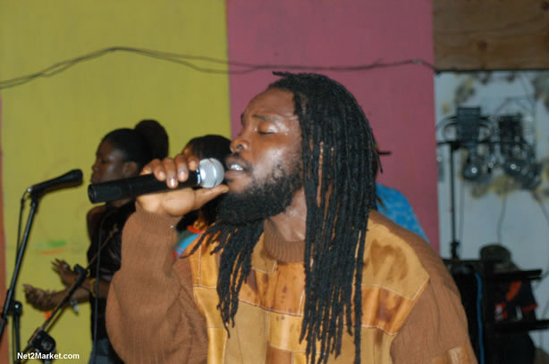 Reggae Superstar - Bush Man @ Bourbon Beach with Boddy Dread & Singing Honour - Presented by Our Music Promotions - Omar & Ama-Donna - Saturday, May 14, 2005 - Negril Travel Guide, Negril Jamaica WI - http://www.negriltravelguide.com - info@negriltravelguide.com...!