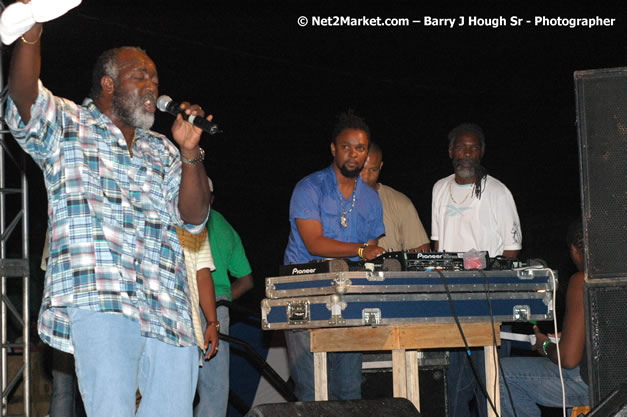 Cross De Harbour @ Lucea Car Park presented by Linkz Entertainment in association with Lucea Chamber of Commerce - Featuring Freddy Mc Gregor, Iley Dread, Mr. Vegas, Lt. Elmo, Champagne, Merital, CC, Brillant, TQ, Mad Dog, Chumps - Lucea, Hanover, Jamaica - Negril Travel Guide.com, Negril Jamaica WI - http://www.negriltravelguide.com - info@negriltravelguide.com...!