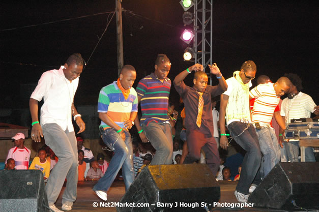 Cross De Harbour @ Lucea Car Park presented by Linkz Entertainment in association with Lucea Chamber of Commerce - Featuring Freddy Mc Gregor, Iley Dread, Mr. Vegas, Lt. Elmo, Champagne, Merital, CC, Brillant, TQ, Mad Dog, Chumps - Lucea, Hanover, Jamaica - Negril Travel Guide.com, Negril Jamaica WI - http://www.negriltravelguide.com - info@negriltravelguide.com...!