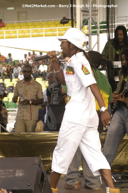 Jah Cure - Cure Fest 2007 - Longing For Concert at Trelawny Multi Purpose Stadium, Trelawny, Jamaica - Sunday, October 14, 2007 - Cure Fest 2007 October 12th-14th, 2007 Presented by Danger Promotions, Iyah Cure Promotions, and Brass Gate Promotions - Alison Young, Publicist - Photographs by Net2Market.com - Barry J. Hough Sr, Photographer - Negril Travel Guide, Negril Jamaica WI - http://www.negriltravelguide.com - info@negriltravelguide.com...!