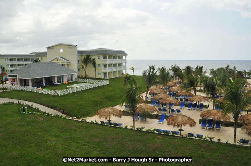 Grand Palladium Resort & Spa [Fiesta] - Host of Hanover Homecoming Foundations Celebrations - Hanover Homecoming Foundation LTD Jamaica - Wherever you roam ... Hanover bids you ... come HOME - Sunday, August 3 to Saturday, August 9, 2008 - Hanover Jamaica - Photographs by Net2Market.com - Barry J. Hough Sr. Photojournalist/Photograper - Photographs taken with a Nikon D300 - Negril Travel Guide, Negril Jamaica WI - http://www.negriltravelguide.com - info@negriltravelguide.com...!