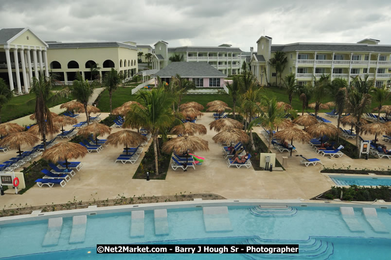 Grand Palladium Resort & Spa [Fiesta] - Host of Hanover Homecoming Foundations Celebrations - Hanover Homecoming Foundation LTD Jamaica - Wherever you roam ... Hanover bids you ... come HOME - Sunday, August 3 to Saturday, August 9, 2008 - Hanover Jamaica - Photographs by Net2Market.com - Barry J. Hough Sr. Photojournalist/Photograper - Photographs taken with a Nikon D300 - Negril Travel Guide, Negril Jamaica WI - http://www.negriltravelguide.com - info@negriltravelguide.com...!