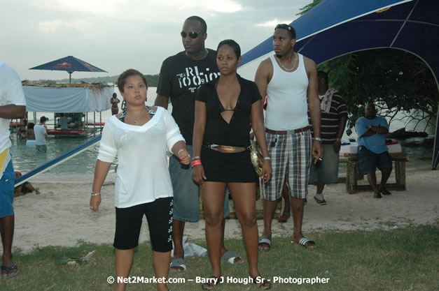 Hybrid Go Ultra - Independence Negril 2K7 - A Barefoot Beach Party @ The Hybrid Beach Cove aka Half Moon Beach Club, Sunday, August 5, 2007, Half Moon Beach, Hanover Parish, Jamaica - Negril Travel Guide.com, Negril Jamaica WI - http://www.negriltravelguide.com - info@negriltravelguide.com...!