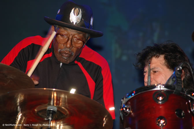 Bo Diddley - Air Jamaica Jazz & Blues Festival 2006 - The Art of Music - Cinnamon Hill Golf Club - Rosehall Resort & Country Club, Montego Bay, Jamaica W.I. - Thursday, Friday 27, 2006 - Negril Travel Guide, Negril Jamaica WI - http://www.negriltravelguide.com - info@negriltravelguide.com...!