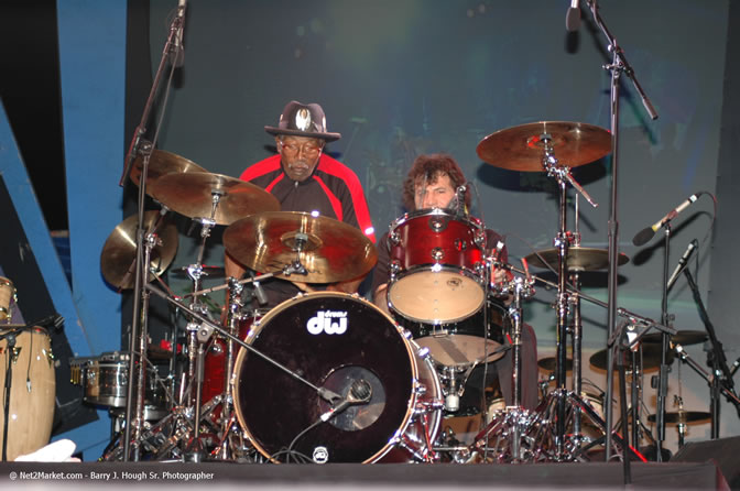 Bo Diddley - Air Jamaica Jazz & Blues Festival 2006 - The Art of Music - Cinnamon Hill Golf Club - Rosehall Resort & Country Club, Montego Bay, Jamaica W.I. - Thursday, Friday 27, 2006 - Negril Travel Guide, Negril Jamaica WI - http://www.negriltravelguide.com - info@negriltravelguide.com...!