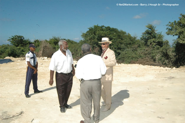 Palladium Hotels & Resorts - Groundbreaking of the 1600-Room Grand Palladium Lady Hamilton Resort & Spa and the Grand Palludium Jamaica Resort & Spa - Special Address: The Most Honorable Portia Simpson-Miller, O.N., M.P., Prime Minister of Jamaica - The Point, Lucea, Hanover, Saturday, November 11, 2006 @ 2:00 pm - Negril Travel Guide, Negril Jamaica WI - http://www.negriltravelguide.com - info@negriltravelguide.com...!