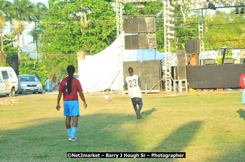 Marley Magic Traffic Jam - Celebrity Football @ Spring Break - Saturday, March 21, 2009 - Also Featuring: Kelley, Capleton, Junior Reid, Spragga Benz, Wayne Marshall, Munga, Romaine Virgo,Embee, Bango Herman, Flava K, Whisky Baggio, Andrew and Wadda Blood, Black Am I, Packa, Venue at Waz Beach, Norman Manley Boulevard, Negril Westmoreland, Jamaica - Saturday, March 21, 2009 - Photographs by Net2Market.com - Barry J. Hough Sr, Photographer/Photojournalist - Negril Travel Guide, Negril Jamaica WI - http://www.negriltravelguide.com - info@negriltravelguide.com...!