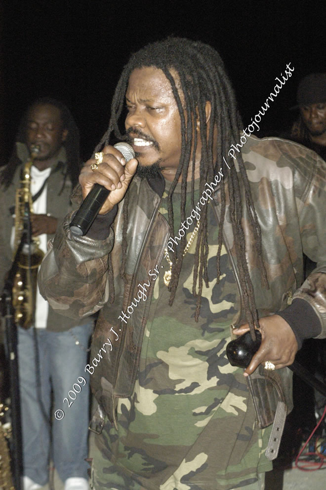  Luciano "Live in Concert" Negril Escape Resort & Spa, Openning Acts: Justice Merchant, and Timmi Burrell, Backing Band: JAH Messenjah, One Love Reggae Summer Series, West End, Negril, Westmoreland, Jamaica W.I. - Tuesday, August 11, 2009 - Photographs by Barry J. Hough Sr. Photojournalist/Photograper - Photographs taken with a Nikon D70, D100, or D300 - Negril Travel Guide, Negril Jamaica WI - http://www.negriltravelguide.com - info@negriltravelguide.com...!