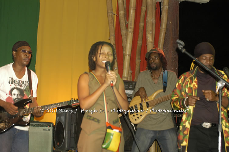 JAH Cure - Live In Concert @ Negril Escape Resort and Spa, December 15, 2009, One Love Drive, West End, Negril, Westmoreland, Jamaica W.I. - Photographs by Net2Market.com - Barry J. Hough Sr, Photographer/Photojournalist - Negril Travel Guide, Negril Jamaica WI - http://www.negriltravelguide.com - info@negriltravelguide.com...!