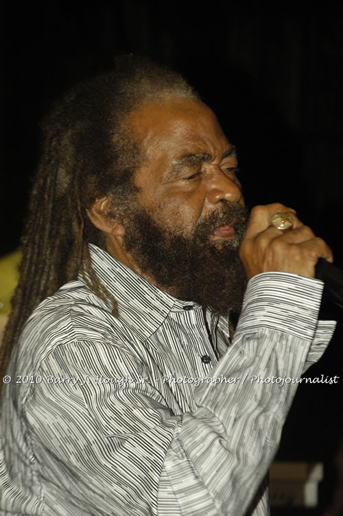 John Holt - Live in Concert - Also featuring Uprising Bank, plus DJ Gemini @ One Love Reggae Concerts Series 09/10 @ Negril Escape Resort & Spa, February 9, 2010, One Love Drive, West End, Negril, Westmoreland, Jamaica W.I. - Photographs by Net2Market.com - Barry J. Hough Sr, Photographer/Photojournalist - The Negril Travel Guide - Negril's and Jamaica's Number One Concert Photography Web Site with over 40,000 Jamaican Concert photographs Published -  Negril Travel Guide, Negril Jamaica WI - http://www.negriltravelguide.com - info@negriltravelguide.com...!