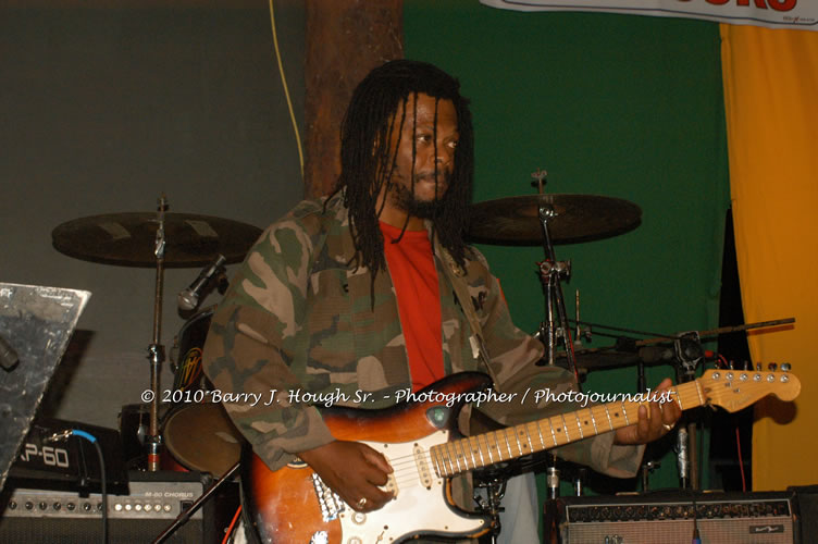 Julian Marley - Grammy Nominee & Son of the Legend Bob Marley - Live in Concert - Also featuring Ras Noble, Power Drill, Iron Head, & Robin Banks - Backing Band Roots Warrior, plus DJ Gemini @ One Love Reggae Concerts Series 09/10 @ Negril Escape Resort & Spa, February 2, 2010, One Love Drive, West End, Negril, Westmoreland, Jamaica W.I. - Photographs by Net2Market.com - Barry J. Hough Sr, Photographer/Photojournalist - The Negril Travel Guide - Negril's and Jamaica's Number One Concert Photography Web Site with over 40,000 Jamaican Concert photographs Published -  Negril Travel Guide, Negril Jamaica WI - http://www.negriltravelguide.com - info@negriltravelguide.com...!