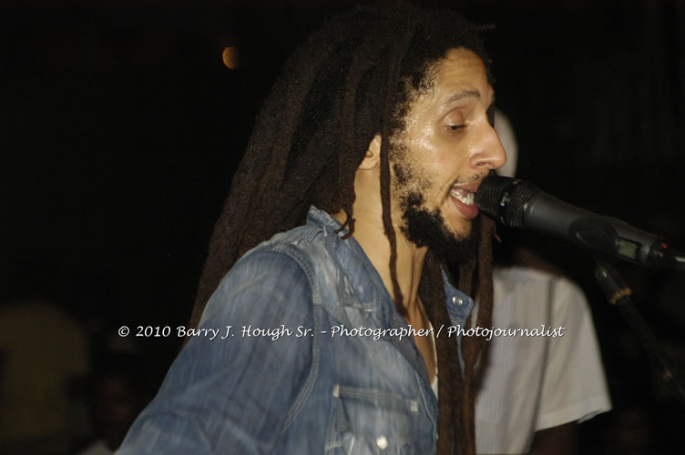 Julian Marley - Grammy Nominee & Son of the Legend Bob Marley - Live in Concert - Also featuring Ras Noble, Power Drill, Iron Head, & Robin Banks - Backing Band Roots Warrior, plus DJ Gemini @ One Love Reggae Concerts Series 09/10 @ Negril Escape Resort & Spa, February 2, 2010, One Love Drive, West End, Negril, Westmoreland, Jamaica W.I. - Photographs by Net2Market.com - Barry J. Hough Sr, Photographer/Photojournalist - The Negril Travel Guide - Negril's and Jamaica's Number One Concert Photography Web Site with over 40,000 Jamaican Concert photographs Published -  Negril Travel Guide, Negril Jamaica WI - http://www.negriltravelguide.com - info@negriltravelguide.com...!