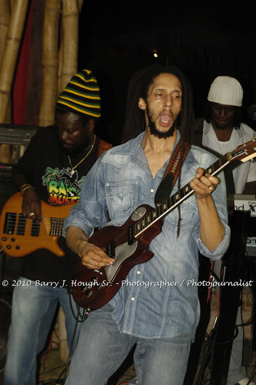 Julian Marley - Grammy Nominee & Son of the Legend Bob Marley - Live in Concert - Also featuring Ras Noble, Power Drill, Iron Head, & Robin Banks - Backing Band Roots Warrior, plus DJ Gemini @ One Love Reggae Concerts Series 09/10 @ Negril Escape Resort & Spa, February 2, 2010, One Love Drive, West End, Negril, Westmoreland, Jamaica W.I. - Photographs by Net2Market.com - Barry J. Hough Sr, Photographer/Photojournalist - The Negril Travel Guide - Negril's and Jamaica's Number One Concert Photography Web Site with over 40,000 Jamaican Concert photographs Published -  Negril Travel Guide, Negril Jamaica WI - http://www.negriltravelguide.com - info@negriltravelguide.com...!