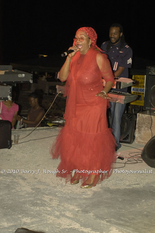 Marcia Griffiths & Edge Michael - Live In Concert - One Love Reggae Concert Series 09/10 @ Negril Escape Resort and Spa, December 29, 2009, One Love Drive, West End, Negril, Westmoreland, Jamaica W.I. - Photographs by Net2Market.com - Barry J. Hough Sr, Photographer/Photojournalist - Negril Travel Guide, Negril Jamaica WI - http://www.negriltravelguide.com - info@negriltravelguide.com...!