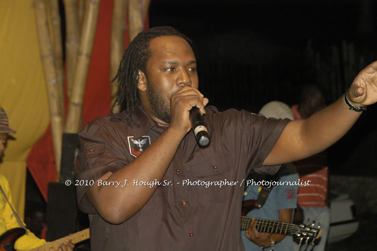 Queen Ifrica - Live In Concert - One Love Reggae Concert Series 09/10 @ Negril Escape Resort and Spa, January 5, 2010, One Love Drive, West End, Negril, Westmoreland, Jamaica W.I. - Photographs by Net2Market.com - Barry J. Hough Sr, Photographer/Photojournalist - Negril Travel Guide, Negril Jamaica WI - http://www.negriltravelguide.com - info@negriltravelguide.com...!