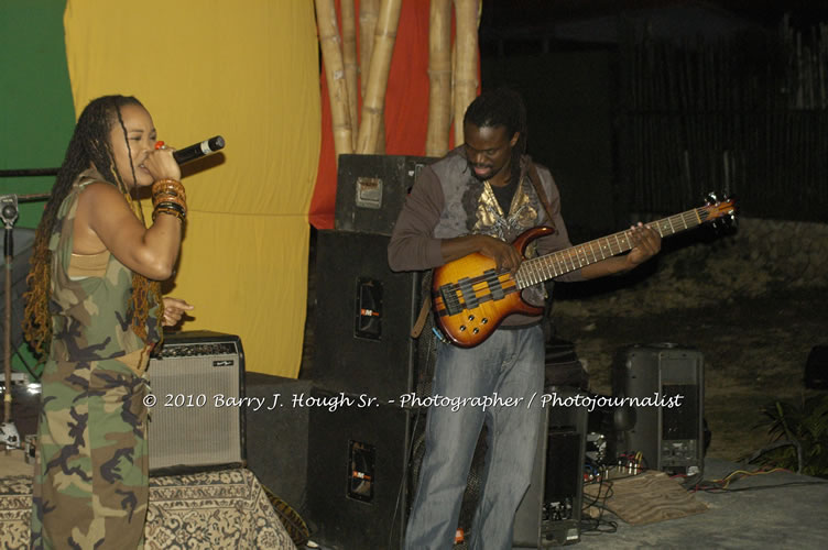 Queen Ifrica - Live In Concert - One Love Reggae Concert Series 09/10 @ Negril Escape Resort and Spa, January 5, 2010, One Love Drive, West End, Negril, Westmoreland, Jamaica W.I. - Photographs by Net2Market.com - Barry J. Hough Sr, Photographer/Photojournalist - Negril Travel Guide, Negril Jamaica WI - http://www.negriltravelguide.com - info@negriltravelguide.com...!