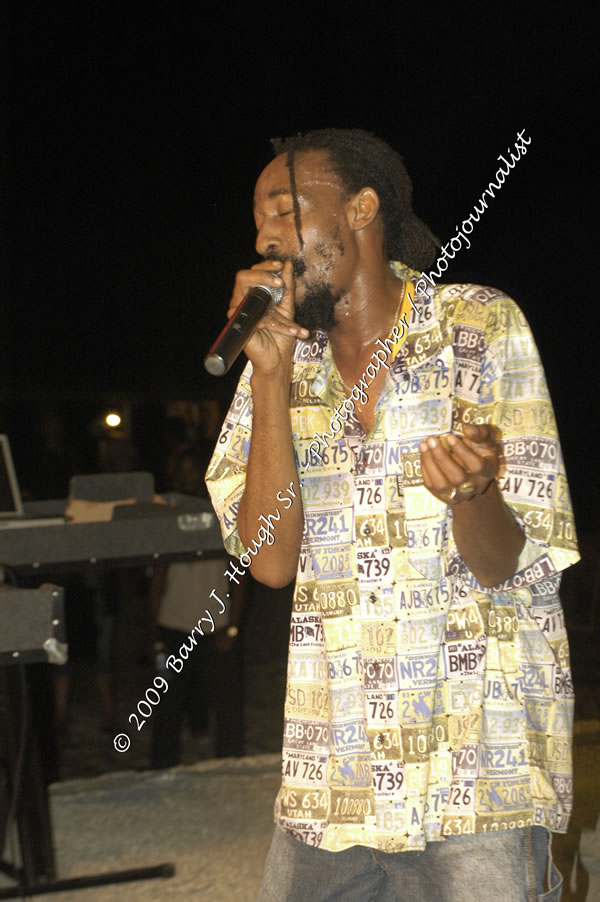  Sanchez - Live in Concert - at the One Love Reggae Concert Series 09/10 @ Negril Escape Resort & Spa - Also Featuring: Timmi Burrell and Justice Merchant- Backing Band Roots Warrior - DJ Gemini - MC Oliver Cargill, Negril Escape Resort & Spa, One Love Drive, West End, Negril, Westmoreland, Jamaica W.I. - Tuesday, November 24, 2009 - Photographs by Net2Market.com - Barry J. Hough Sr, Photographer / Photojournalist - Photos taken with a Nikon D70, D100, or D300 - Negril Travel Guide, Negril Jamaica WI - http://www.negriltravelguide.com - info@negriltravelguide.com...!