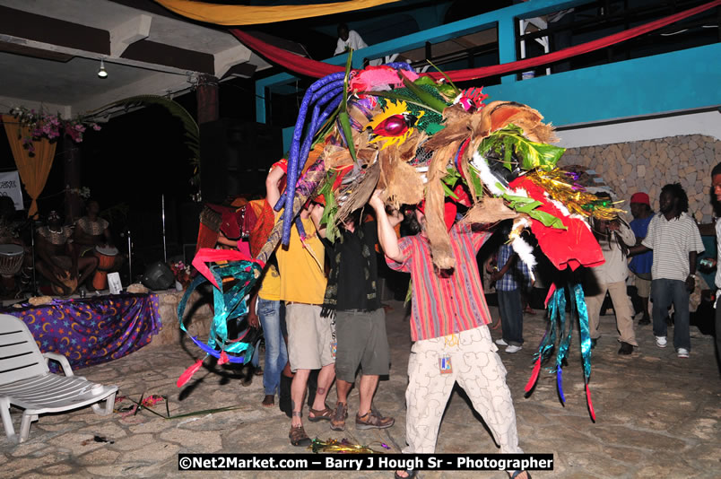 Chinese New Year @ The Sunset Show at Negril Escape - Tuesday, January 27, 2009 - Live Reggae Music at Negril Escape - Tuesday Nights 6:00PM to 10:00 PM - Photographs by Net2Market.com - Barry J. Hough Sr, Photographer/Photojournalist - Negril Travel Guide, Negril Jamaica WI - http://www.negriltravelguide.com - info@negriltravelguide.com...!