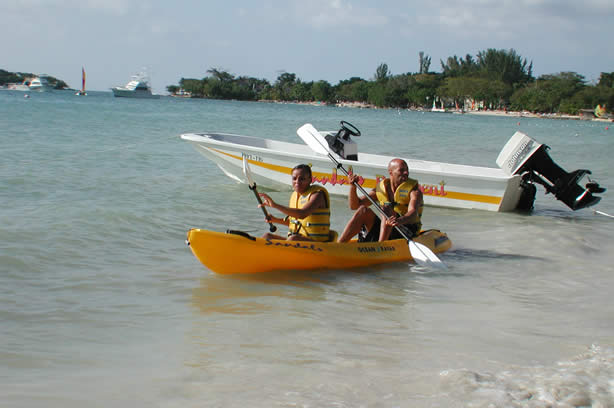 A Photo Walk along Negril's Famous Seven Mile Beach - Negril Travel Guide, Negril Jamaica WI - http://www.negriltravelguide.com - info@negriltravelguide.com...!