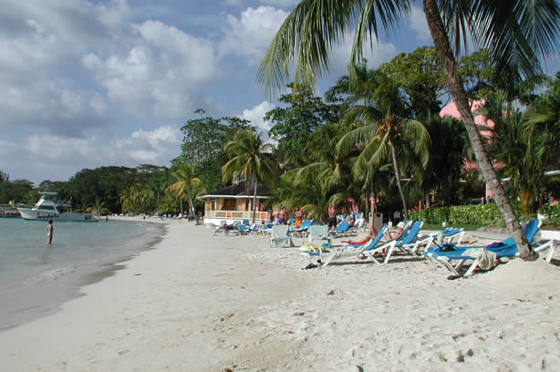 A Photo Walk along Negril's Famous Seven Mile Beach - Negril Travel Guide, Negril Jamaica WI - http://www.negriltravelguide.com - info@negriltravelguide.com...!