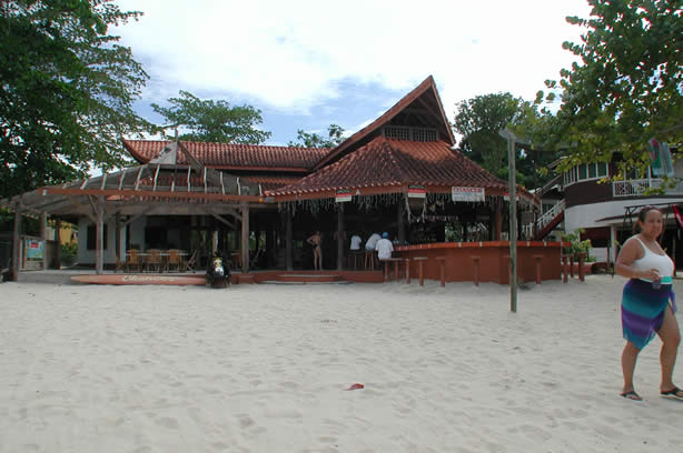 A Photo Walk along Negril's Famous Seven Mile Beach - Negril Travel Guide, Negril Jamaica WI - http://www.negriltravelguide.com - info@negriltravelguide.com...!