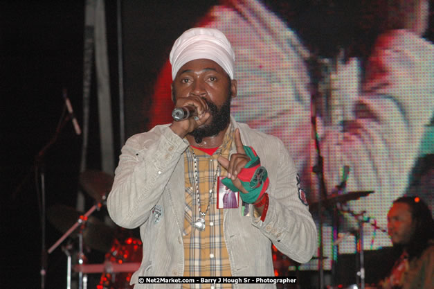 Luton Fyah at Tru-Juice Rebel Salute 2008 - The 15th staging of Tru-Juice Rebel Salute, Saturday, January 12, 2008, Port Kaiser Sports Club, St. Elizabeth, Jamaica W.I. - Photographs by Net2Market.com - Barry J. Hough Sr, Photographer - Negril Travel Guide, Negril Jamaica WI - http://www.negriltravelguide.com - info@negriltravelguide.com...!