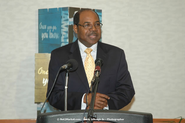 Red Cap Porters Awards - Minister of Tourism, Hon. Edmund Bartlett - Director of Tourism, Basil Smith - Friday, December 14, 2007 - Holiday Inn Sunspree, Montego Bay, Jamaica W.I. - Photographs by Net2Market.com - Barry J. Hough Sr, Photographer - Negril Travel Guide, Negril Jamaica WI - http://www.negriltravelguide.com - info@negriltravelguide.com...!