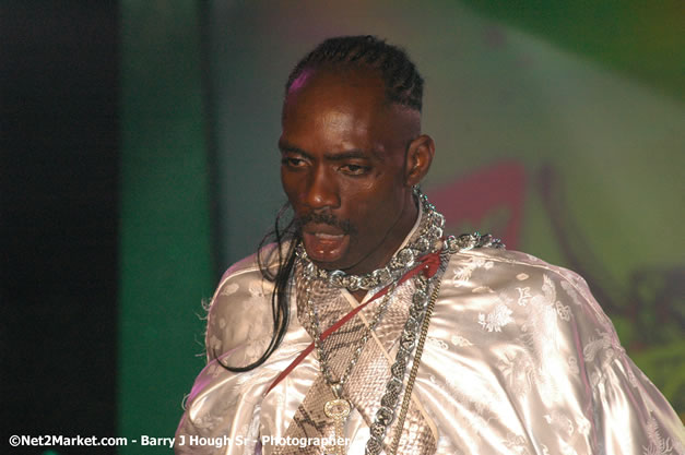 Ninja Man - Explosion - Red Stripe Reggae Sumfest 2007 - Thursday, July 19, 2007 - Red Stripe Reggae Sumfest 2007 at Catherine Hall, Montego Bay, St James, Jamaica W.I. - Negril Travel Guide, Negril Jamaica WI - http://www.negriltravelguide.com - info@negriltravelguide.com...!