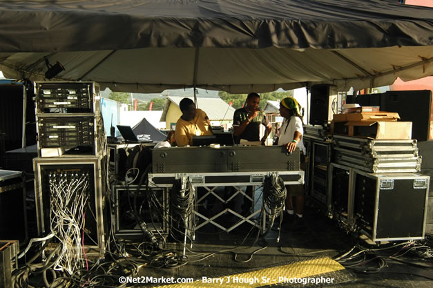 Venue Pre Explosion - Thursday, July 19, 2007 - Red Stripe Reggae Sumfest at Catherine Hall, Montego Bay, St Jamaica, Jamaica W.I. - Negril Travel Guide.com, Negril Jamaica WI - http://www.negriltravelguide.com - info@negriltravelguide.com...!