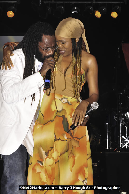  Tarrus Riley - Live in Concert - at the One Love Reggae Concert Series 09/10 @ Negril Escape Resort & Spa - Also Featuring: Mistic Bowie, Monday Justice, Cash, Dean Frazier - DJ Gemini - MC Oliver Cargill, Negril Escape Resort & Spa, One Love Drive, West End, Negril, Westmoreland, Jamaica W.I. - Tuesday, November 17, 2009 - Photographs by Net2Market.com - Barry J. Hough Sr, Photographer / Photojournalist - Photos taken with a Nikon D70, D100, or D300 - Negril Travel Guide, Negril Jamaica WI - http://www.negriltravelguide.com - info@negriltravelguide.com...!