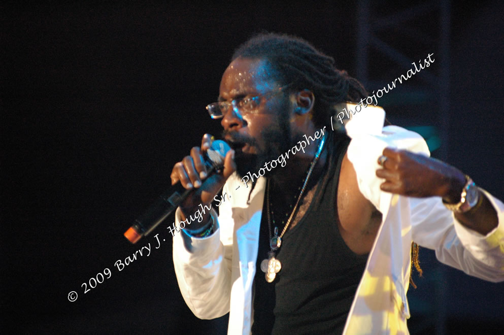 Tarrus Riley @ Reggae Sumfest 2009 - International Night 2 - Reggae Sumfest 2009,Catherine Hall, Montego Bay, St. James, Jamaica W.I. - Saturday, July 25, 2009 - Reggae Sumfest 2009, July 19 - 25, 2009 - Photographs by Net2Market.com - Barry J. Hough Sr. Photojournalist/Photograper - Photographs taken with a Nikon D70, D100, or D300 - Negril Travel Guide, Negril Jamaica WI - http://www.negriltravelguide.com - info@negriltravelguide.com...!