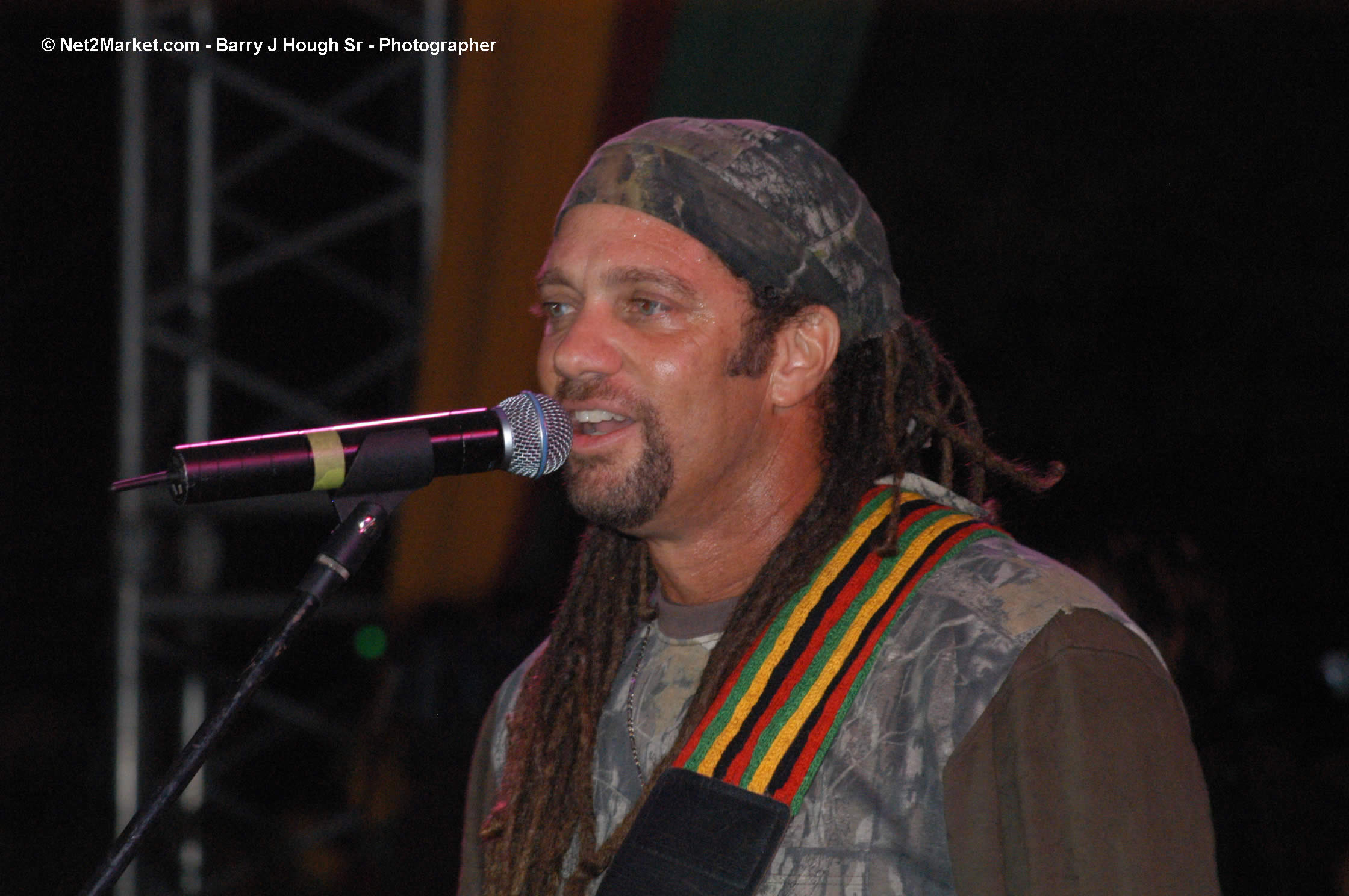 Andy Vernon - Ignition - The Internation Fire Blazes - Friday, July 21, 2006 - Montego Bay, Jamaica - Negril Travel Guide, Negril Jamaica WI - http://www.negriltravelguide.com - info@negriltravelguide.com...!