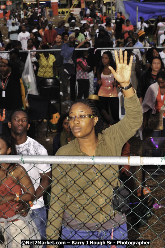 John Holt @ Reggae Sumfest 2008 International Night 2, Catherine Hall, Montego Bay - Saturday, July 19, 2008 - Reggae Sumfest 2008 July 13 - July 19, 2008 - Photographs by Net2Market.com - Barry J. Hough Sr. Photojournalist/Photograper - Photographs taken with a Nikon D300 - Negril Travel Guide, Negril Jamaica WI - http://www.negriltravelguide.com - info@negriltravelguide.com...!