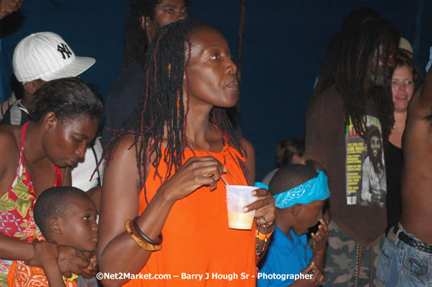 Tarrus Riley, Jimmy Riley, and Dwayne Stephensen - Money Cologne Promotions in association with "British Link Up" presents Summer Jam featuring She's Royal Tarrus Riley & Jimmy Riley - Plus Ras Slick, Sham Dawg, and Whiskey Bagio @ Roots Bamboo, Norman Manley Boulevard, Negril, Jamaica W.I. - Backed up Dean Fraser & The Hurricanne Band - MC Barry G and Rev. BB - July 25, 2007 - Negril Travel Guide.com, Negril Jamaica WI - http://www.negriltravelguide.com - info@negriltravelguide.com...!