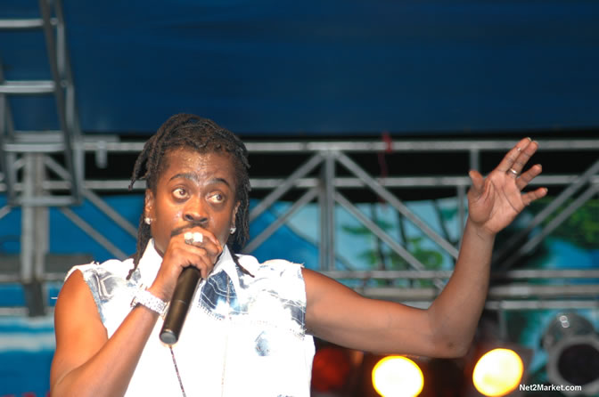 Beenie Man - Spring Break 2005 -  6th Anniversary - All Day - All Night - Photo Gallery - Sunday, March 13th - Long Bay Beach, Negril Jamaica - Negril Travel Guide, Negril Jamaica WI - http://www.negriltravelguide.com - info@negriltravelguide.com...!