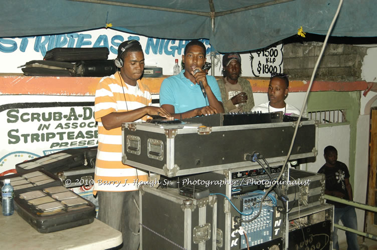 Busy Signal & Kip Rich- Also featuring: Mona Lisa and Crystal Axe @ Striptease Night Club, Scrub-A-Dub Car Wash, , Whitehall, Negril, Westmoreland, Jamaica W.I. - Photographs by Net2Market.com - Barry J. Hough Sr, Photographer/Photojournalist - The Negril Travel Guide - Negril's and Jamaica's Number One Concert Photography Web Site with over 40,000 Jamaican Concert photographs Published -  Negril Travel Guide, Negril Jamaica WI - http://www.negriltravelguide.com - info@negriltravelguide.com...!