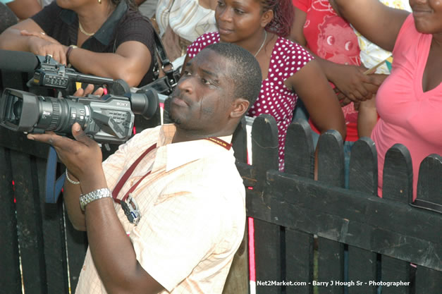 The Ministry of Toursim & The Jamaica Tourist Board present Tourism Awareness Concert in Commemoration of the Start of the 07/08 Winter Tourist Season - Guest Performers: Third World, Tessane Chin, Etana, Assassin, One Third, Christopher Martin, Gumption Band - Saturday, December 15, 2007 - Old Hospital Site, on the Hip Strip, Montego Bay, Jamaica W.I. - Photographs by Net2Market.com - Barry J. Hough Sr, Photographer - Negril Travel Guide, Negril Jamaica WI - http://www.negriltravelguide.com - info@negriltravelguide.com...!