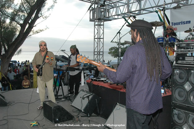 The Ministry of Toursim & The Jamaica Tourist Board present Tourism Awareness Concert in Commemoration of the Start of the 07/08 Winter Tourist Season - Guest Performers: Third World, Tessane Chin, Etana, Assassin, One Third, Christopher Martin, Gumption Band - Saturday, December 15, 2007 - Old Hospital Site, on the Hip Strip, Montego Bay, Jamaica W.I. - Photographs by Net2Market.com - Barry J. Hough Sr, Photographer - Negril Travel Guide, Negril Jamaica WI - http://www.negriltravelguide.com - info@negriltravelguide.com...!