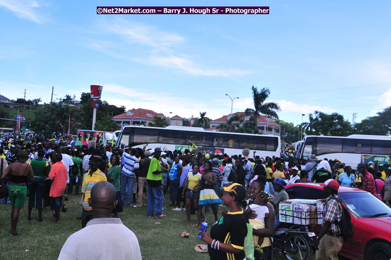 The City of Montego Bay Welcomes Our 2008 Olympians - Western Motorcade - Civic Ceremony - A Salute To Our Beijing Heros - Sam Sharpe Square, Montego Bay, Jamaica - Tuesday, October 7, 2008 - Photographs by Net2Market.com - Barry J. Hough Sr. Photojournalist/Photograper - Photographs taken with a Nikon D300 - Negril Travel Guide, Negril Jamaica WI - http://www.negriltravelguide.com - info@negriltravelguide.com...!