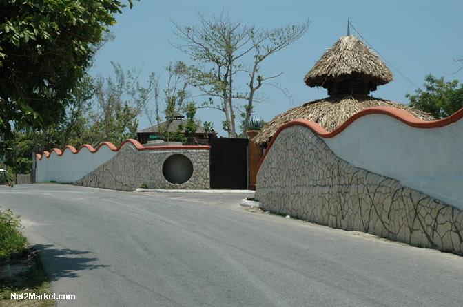 World Famous Rick's Cafe - Negril's West End Cliffs - Rebuilding After Ivan - Negril Travel Guide, Negril Jamaica WI - http://www.negriltravelguide.com - info@negriltravelguide.com...!